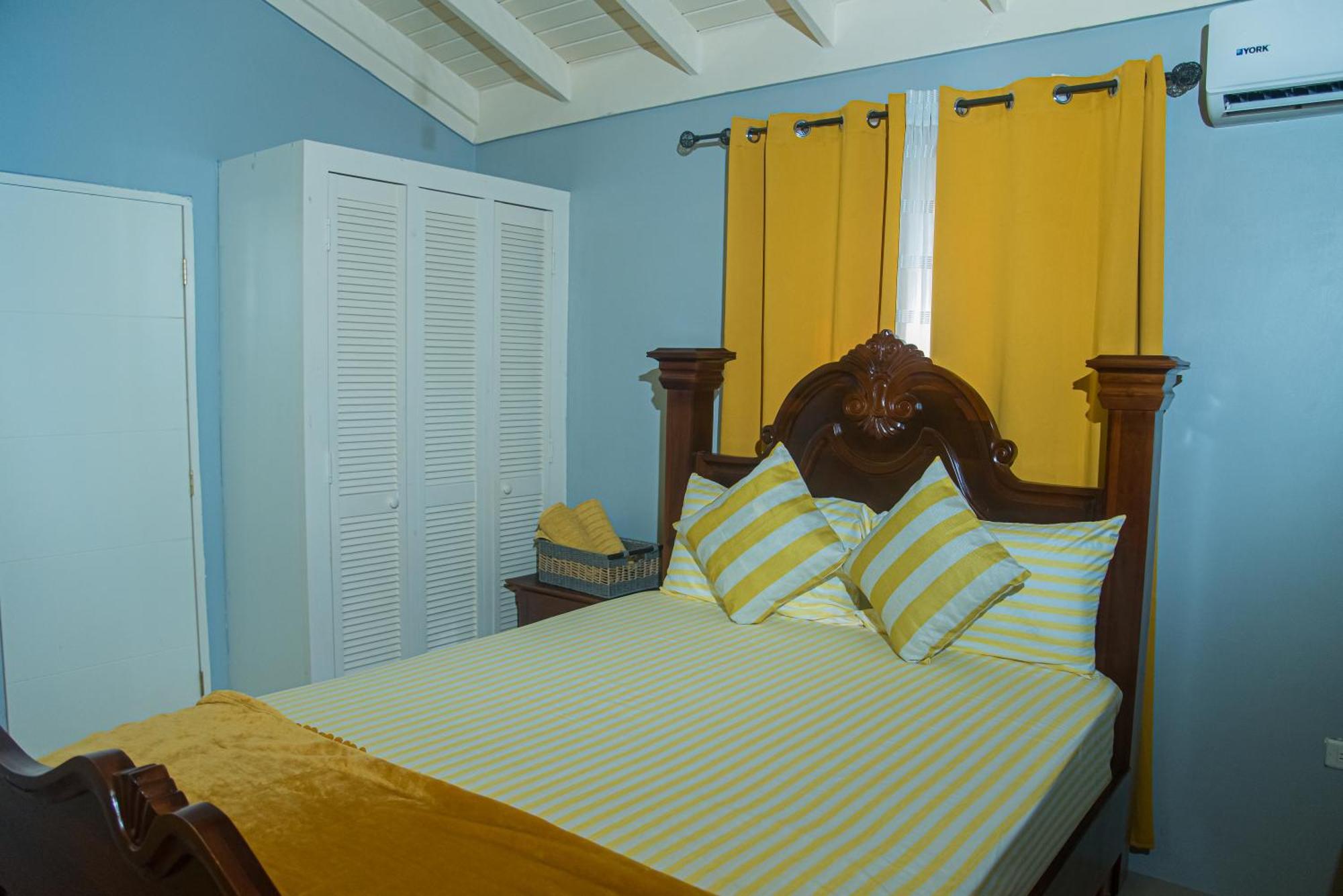 Paradise Villa Sleep 6 Private Pool Ocho Rios Ngoại thất bức ảnh